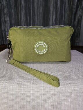 Everyday Essentials Bag - Avocado Green